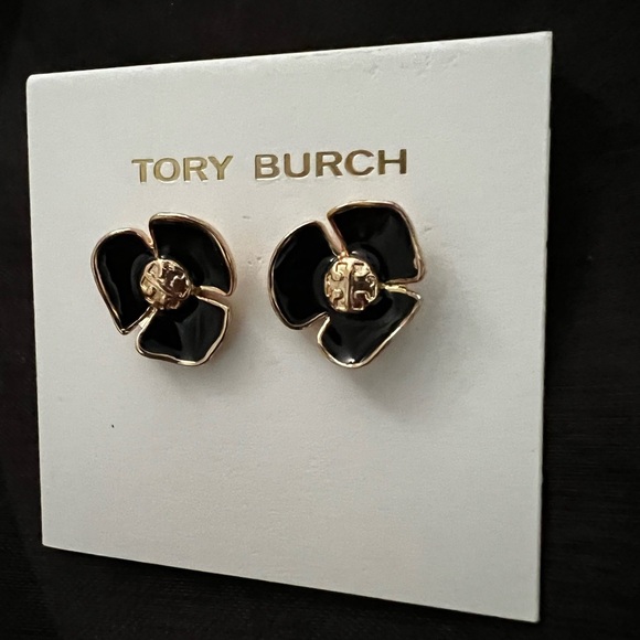 🆕 Tory Burch Authentic Small Black Resin Fleur & Gold Tone Logo Stud Earrings - Picture 6 of 12
